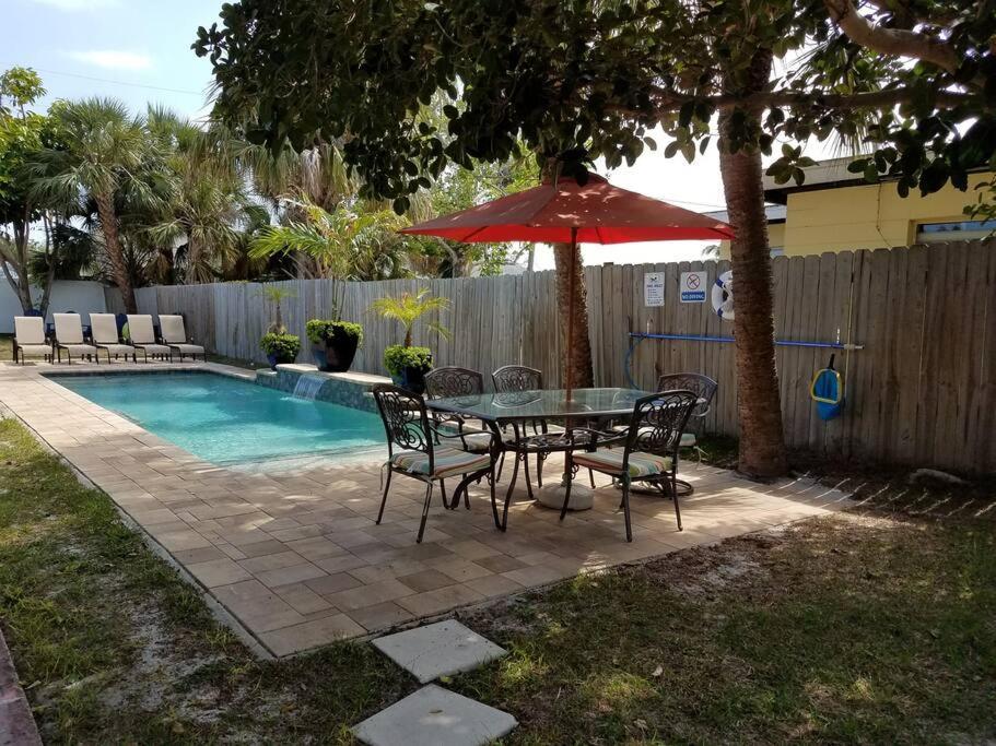 Bahamian Cottage - Heated Pool Walk To The Beach Cocoa Beach Extérieur photo